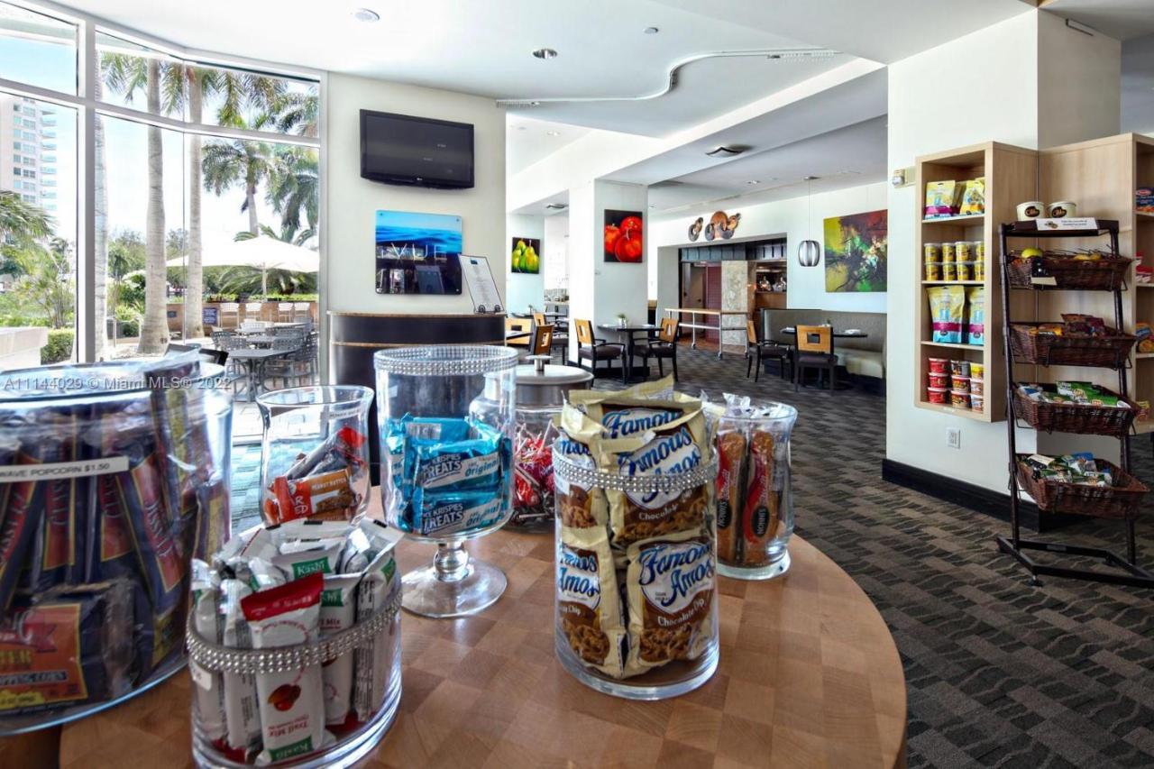 Gallery One - A Doubletree Suites By Hilton Hotel Fort Lauderdale Extérieur photo