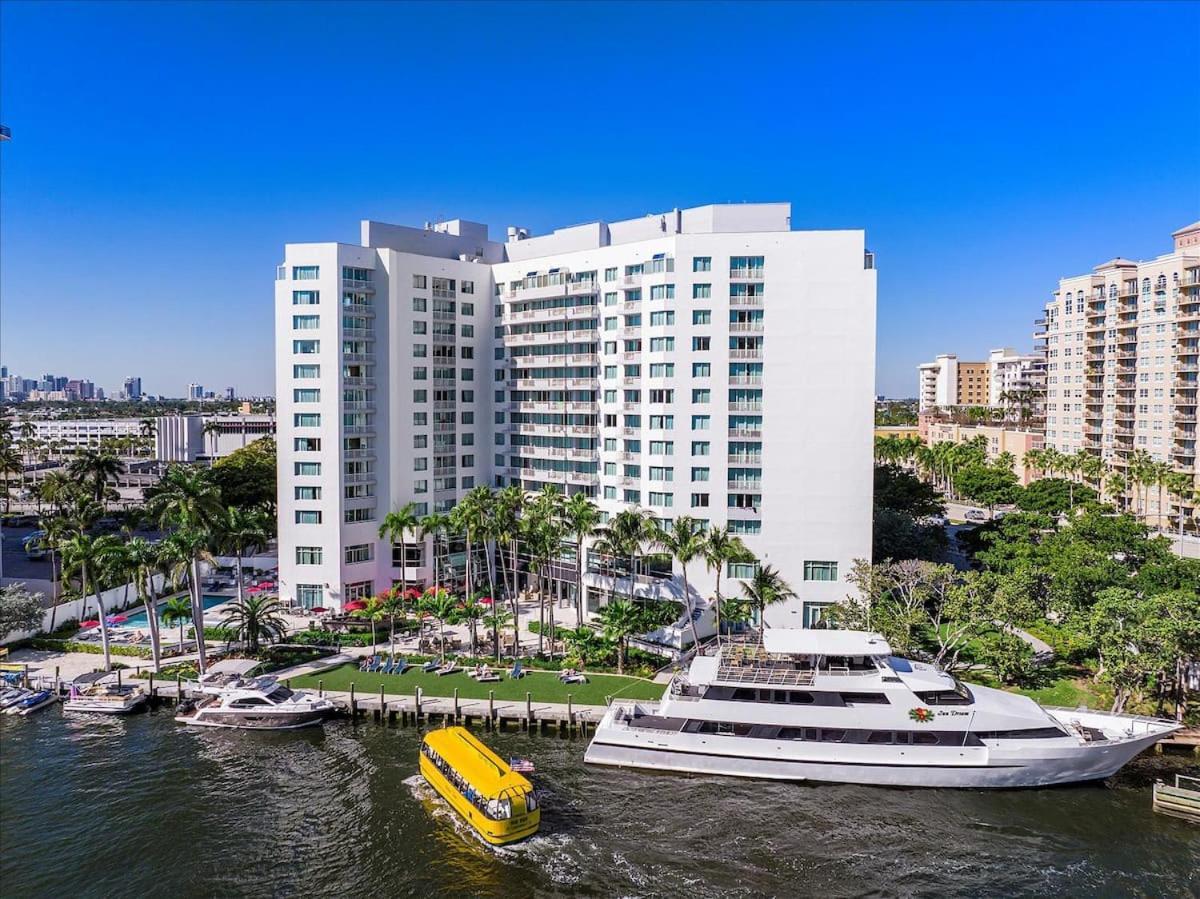 Gallery One - A Doubletree Suites By Hilton Hotel Fort Lauderdale Extérieur photo