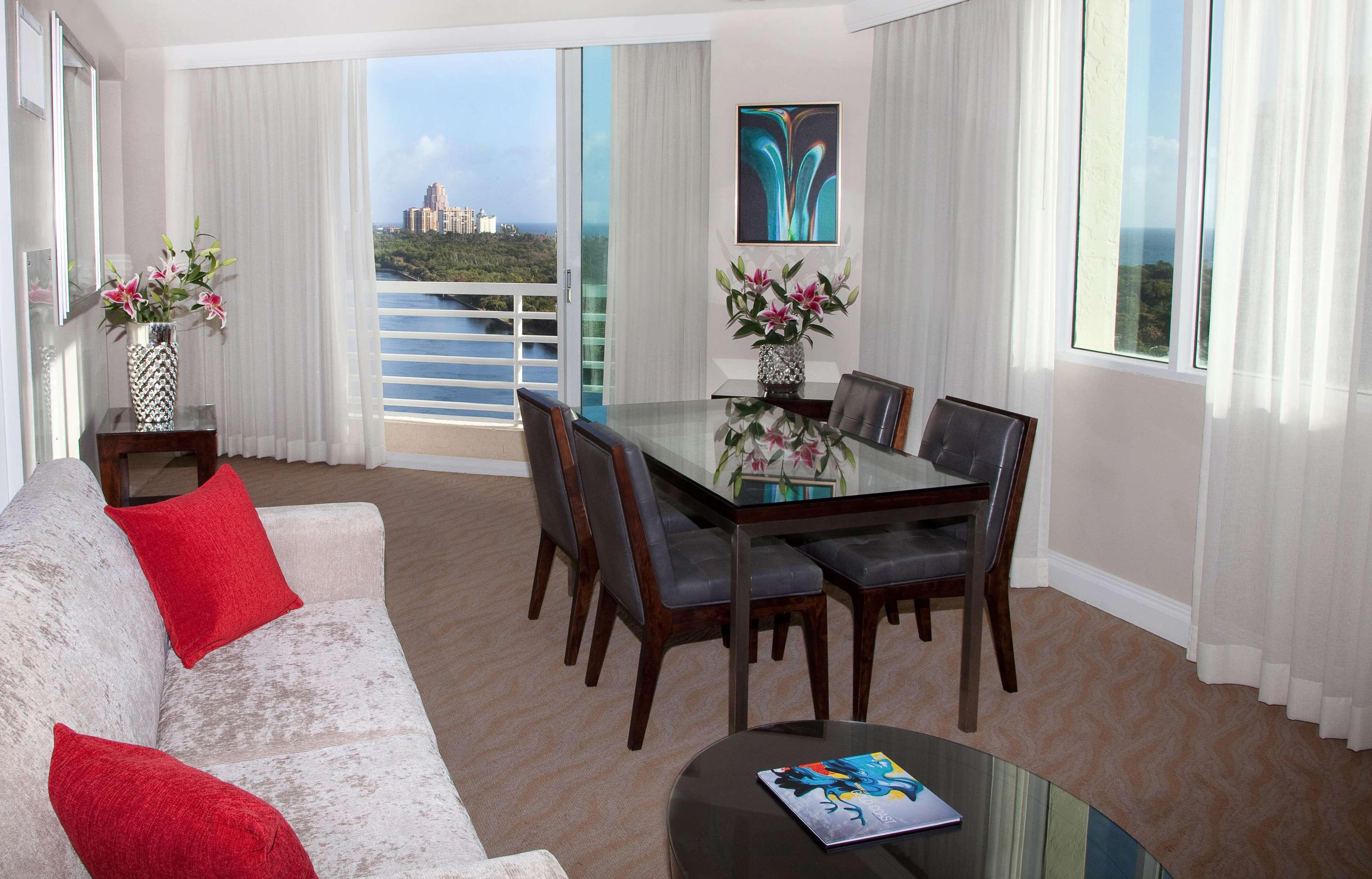 Gallery One - A Doubletree Suites By Hilton Hotel Fort Lauderdale Extérieur photo