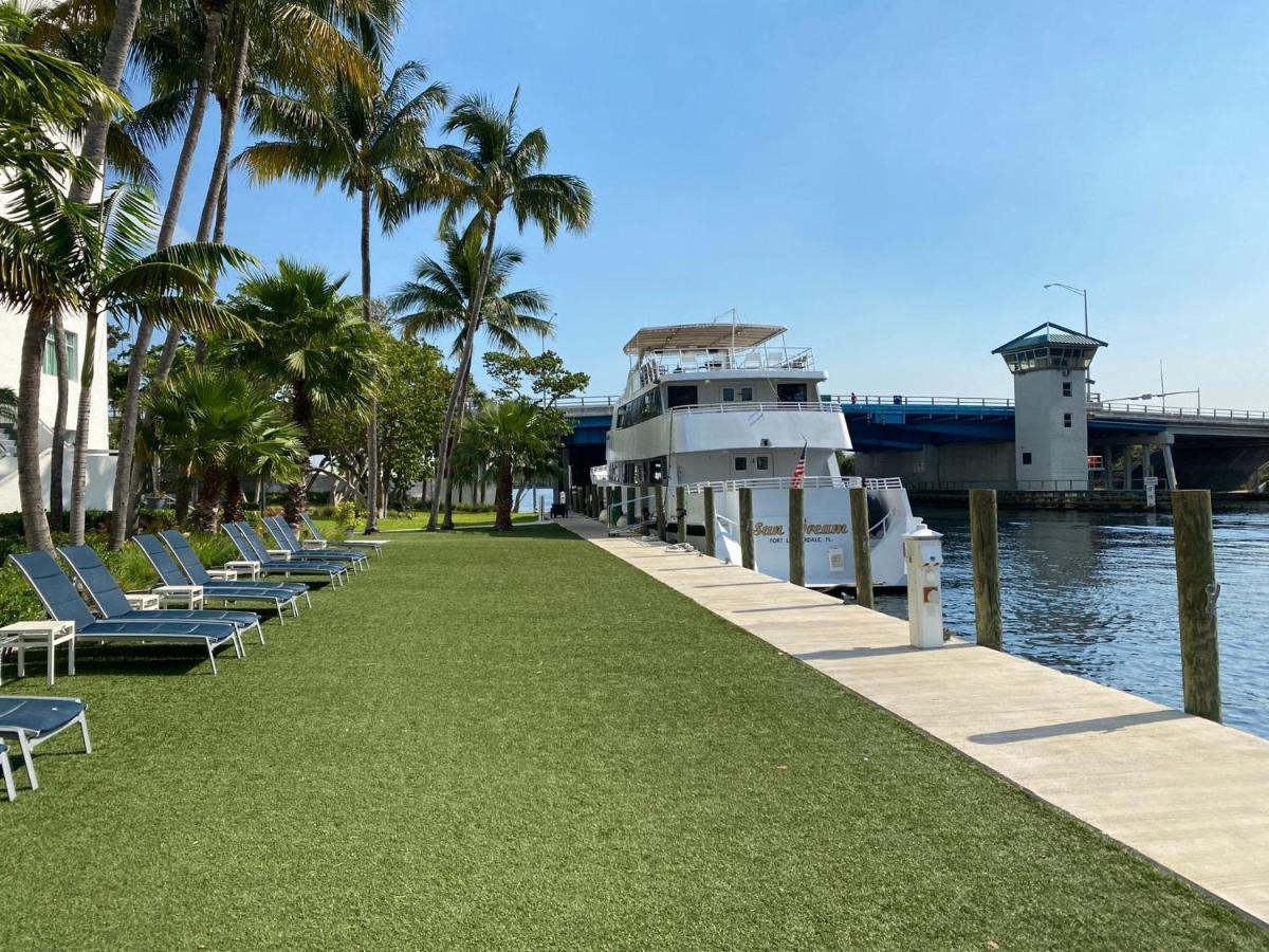 Gallery One - A Doubletree Suites By Hilton Hotel Fort Lauderdale Extérieur photo