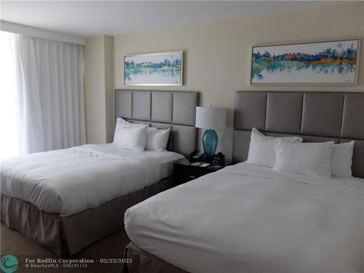 Gallery One - A Doubletree Suites By Hilton Hotel Fort Lauderdale Extérieur photo