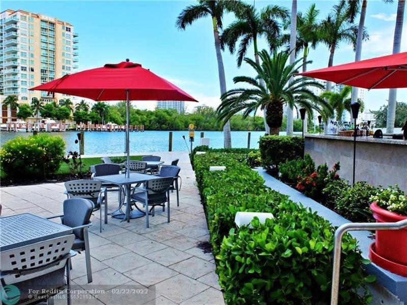 Gallery One - A Doubletree Suites By Hilton Hotel Fort Lauderdale Extérieur photo