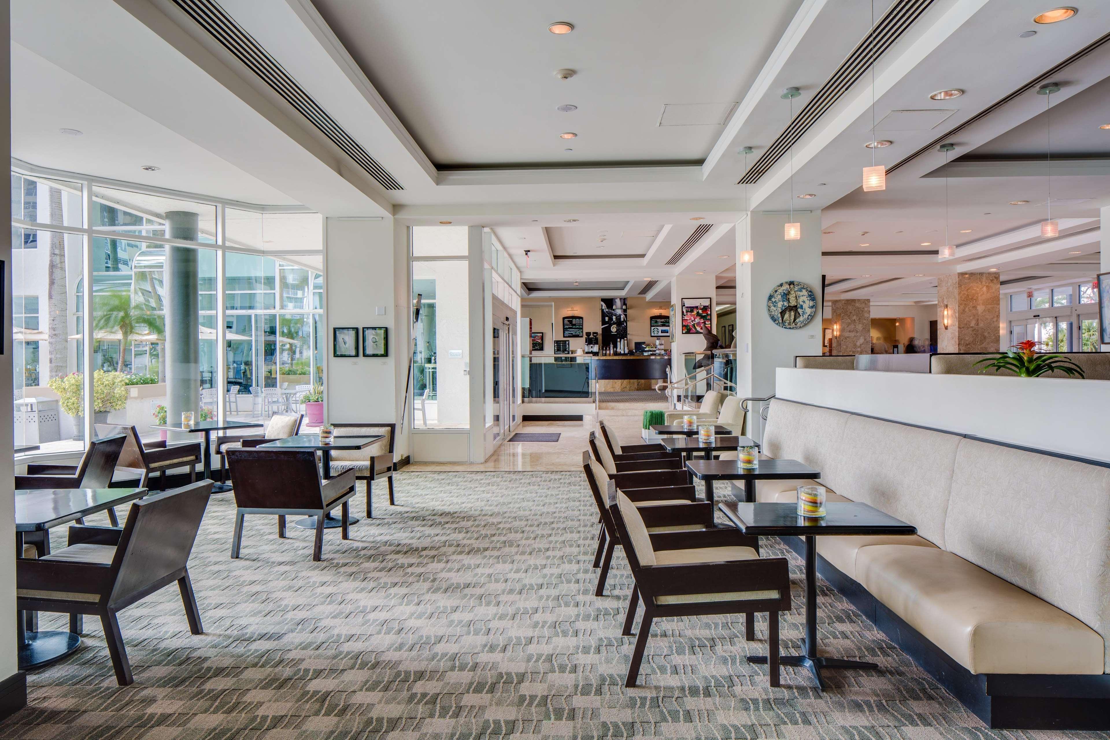 Gallery One - A Doubletree Suites By Hilton Hotel Fort Lauderdale Extérieur photo