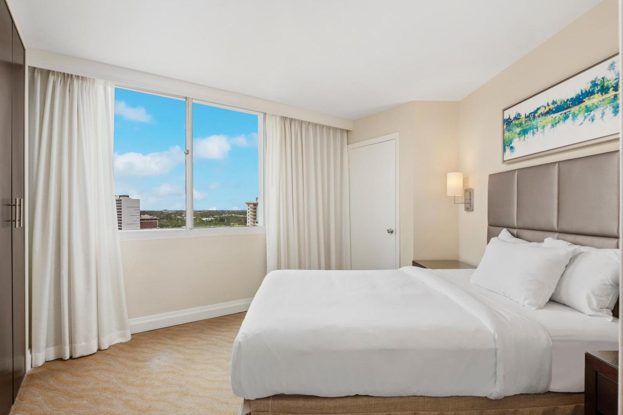Gallery One - A Doubletree Suites By Hilton Hotel Fort Lauderdale Extérieur photo