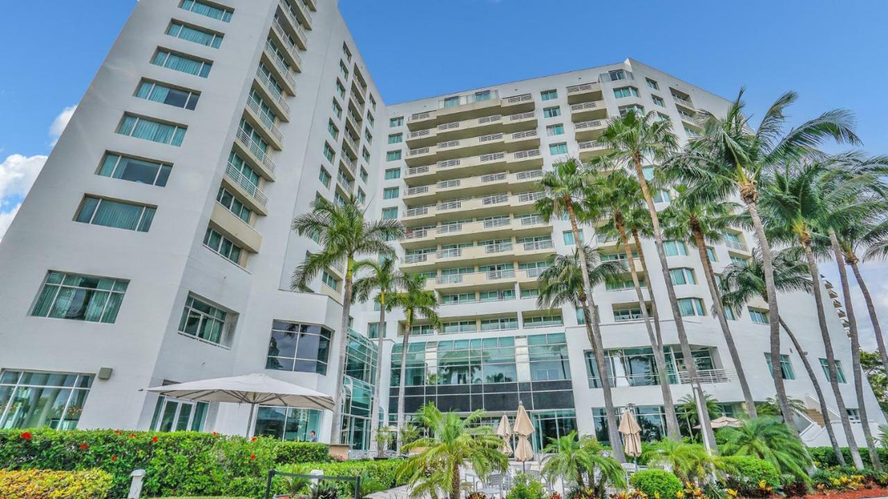 Gallery One - A Doubletree Suites By Hilton Hotel Fort Lauderdale Extérieur photo