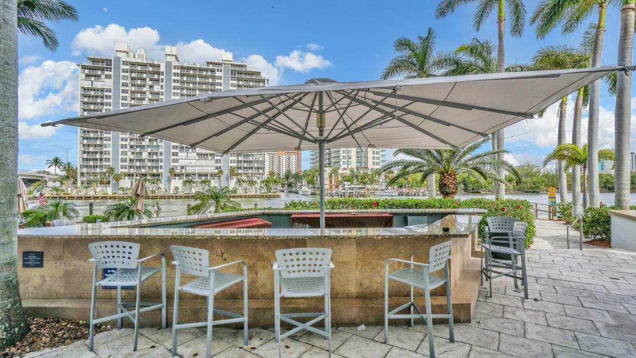 Gallery One - A Doubletree Suites By Hilton Hotel Fort Lauderdale Extérieur photo