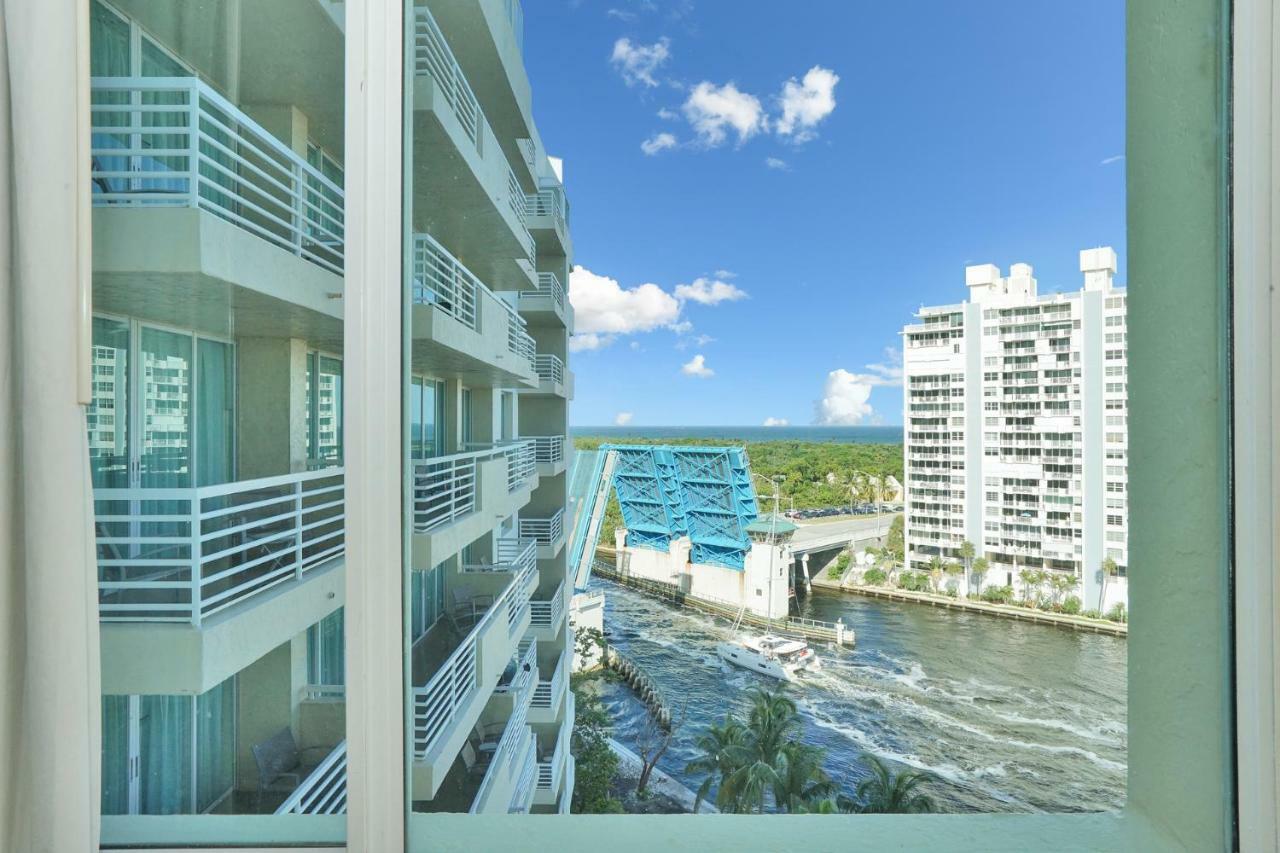 Gallery One - A Doubletree Suites By Hilton Hotel Fort Lauderdale Extérieur photo